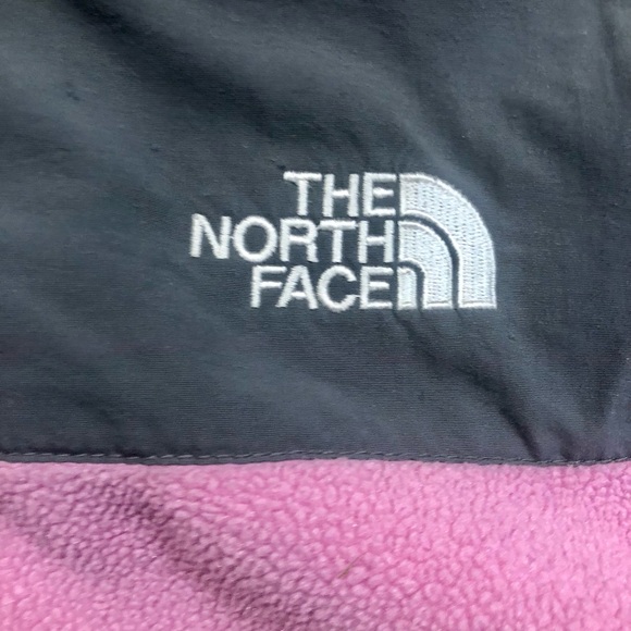 The North Face pink and gray Polartec fleece jacket, Youth/Junior Medium - Picture 3 of 7